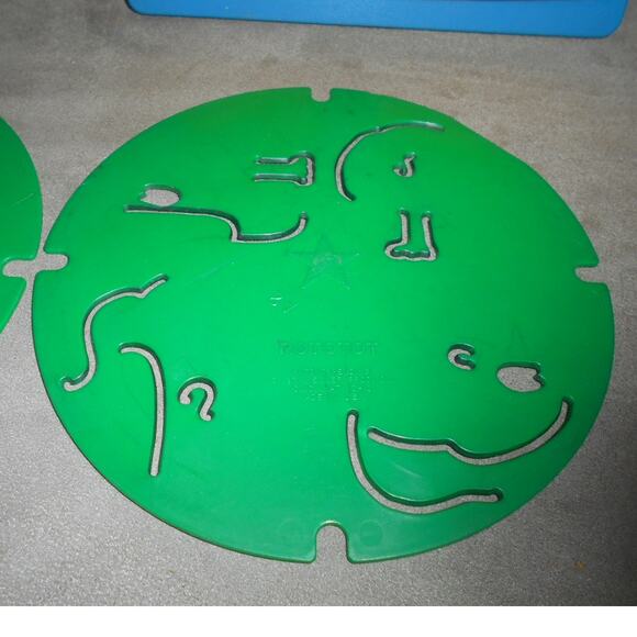 Vintage 1971 Kenner Rototot Automatic Drawing Toy w/6 Discs RotoPET - Picture 12 of 13